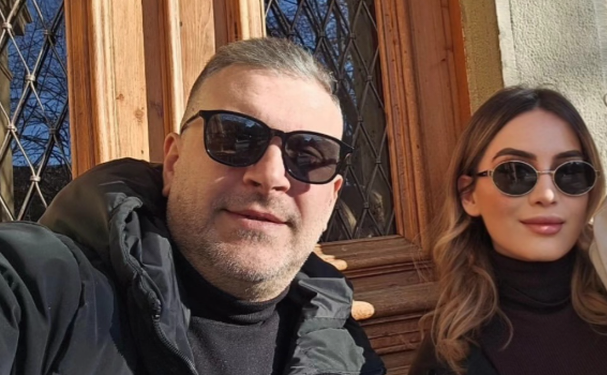Hipokrizia e Partisë së “Burgosur”: Burri i del në mbrojtje, gruaja i rreh!