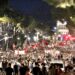Diaspora zbret në bulevard, protesta e Flamingove shënon një tjetër etapë/ Ditëlindja e Ramës “festohet” me tortë betoni