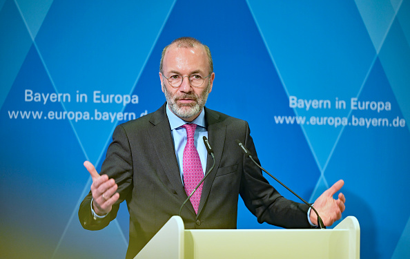 Eurodeputetët e Komisionit të Bujqësisë miratojnë rregullat e Weber-it për blegtorinë organike