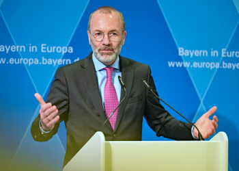 Eurodeputetët e Komisionit të Bujqësisë miratojnë rregullat e Weber-it për blegtorinë organike