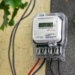 Nga Londra në Tiranë: Pse është koha të rishikohet TVSH-ja mbi energjinë elektrike