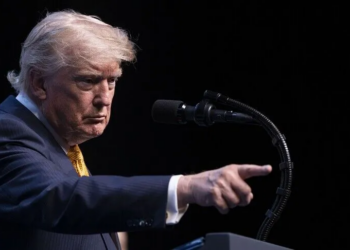 Trump paralajmëron Kinën dhe Rusinë: Do të ishte shumë keq nëse furnizojnë Iranin me armë