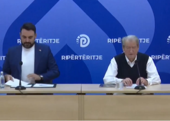 PD denoncon aferën e licencës së kazinosë në “Air Albania”: Dokumentet do t’i dorëzohen SPAK-ut