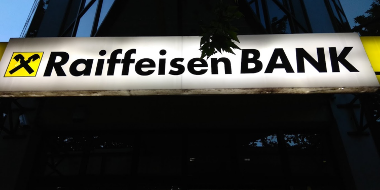 “Bie” Raiffeisen Bank: Denoncohet “Ali Baba” me 40 hajdutë