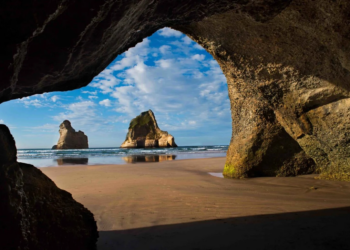 Fotoja ikonike e Windows 10 po kthehet në destinacion turistik, mijëra vizitorë kërkojnë peizazhin e famshëm