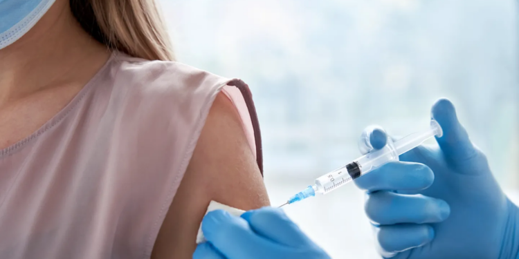 Ish-koordinatori i Shtëpisë së Bardhë: COVID-19 “me shumë gjasa” doli nga një rrjedhje laboratorike