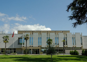Skandali / Ku ёshtё Galeria Kombëtare?