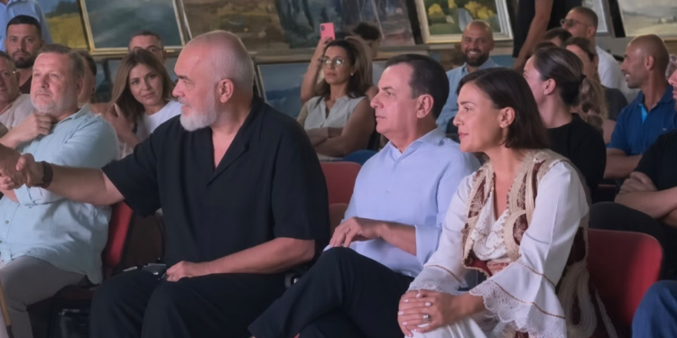 Festa e Vajzës së “Përdhunuar” dhe Reforma në Drejtësi