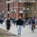 Universiteti i Michiganit heq notat për studentët e vitit të parë: Mbrojtje e shëndetit mendor apo frikë nga dështimi?