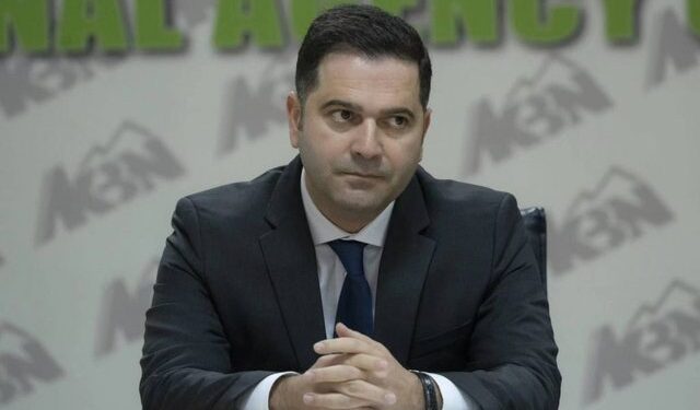 Rast i paprecedentë/ Gjyqtarët kallëzojnë penalisht ministrin e Financave për pagat, tani topi kalon te SPAK