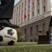 Futboll kushtetues: Topi është i imi, penalltinë do ta gjuaj vetë
