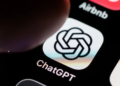 BE shtrëngon rregullat për ChatGPT, Reddit dhe Roblox, kalojnë pragun e 45 milionë përdoruesve