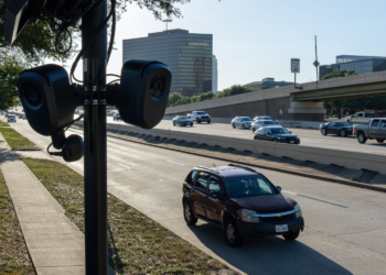 Florida heq kamerat “Smart City” nga rrugët: “Nuk ka përse të dihen lëvizjet e qytetarëve”. Po Shqipëria?