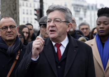 A mund të fshihet borxhi me një laps? / Franca kërkon rrugëdalje