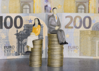 Transparenca e pagave në BE: mbi 100 ditë pas afatit, shumica e vendeve ende nuk e kanë zbatuar
