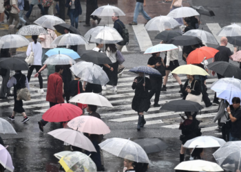 Tokio thyen rekordin me 35 ditë rresht shi, banorët ankohen për “lodhje nga shiu”
