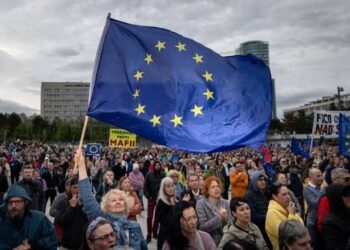 A po zhvendoset kriza politike e Europës nga e djathta te e majta?