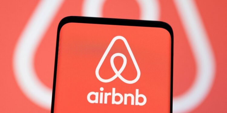 Airbnb ndryshon rregullat që vlejnë edhe për Shqipërinë