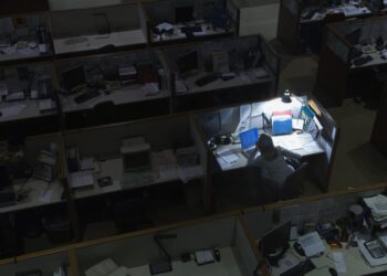 Një aplikacion kundër vetmisë së brezit të ri, 32-vjeçarja siguron 3.5 milionë dollarë për të rikthyer njerëzit te takimet reale