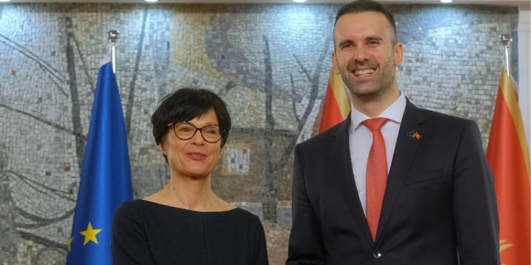 Mali i Zi drejt BE-së, por përballet me një pengesë të papritur: përkthimin e mijëra ligjeve europiane