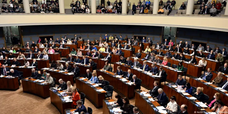 Alarm në Finlandë, një seri hyrjesh të dyshuara në shtëpitë e deputetëve: nuk përjashtohet përfshirja e një fuqie të huaj