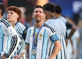 Messi, emigranti që nuk e harroi kurrë atdheun e tij