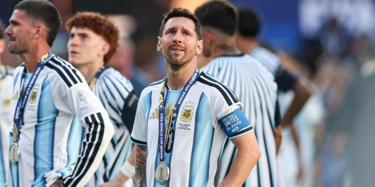 Messi, emigranti që nuk e harroi kurrë atdheun e tij