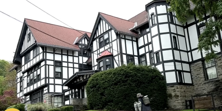 Skandali seksual në Universitetin Cornell, mes akuzave për përdhunim në grup dhe mesazheve që zbulojnë përdorimin e drogës