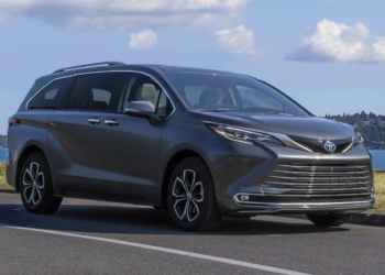 Toyota tërheq mbi 24 mijë automjete nga tregu në Kanada, defekt në sedilje që rrezikon pasagjerët në aksidente