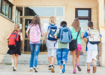 Studimi: Ecja çdo ditë përmirëson shëndetin mendor të adoleshentëve, edhe 1,000 hapa më shumë bëjnë diferencë